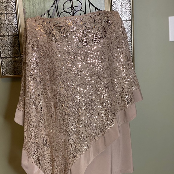 ROYAL CHAMPAGNE BLOUSE 2PC SET - Picture 3 of 3